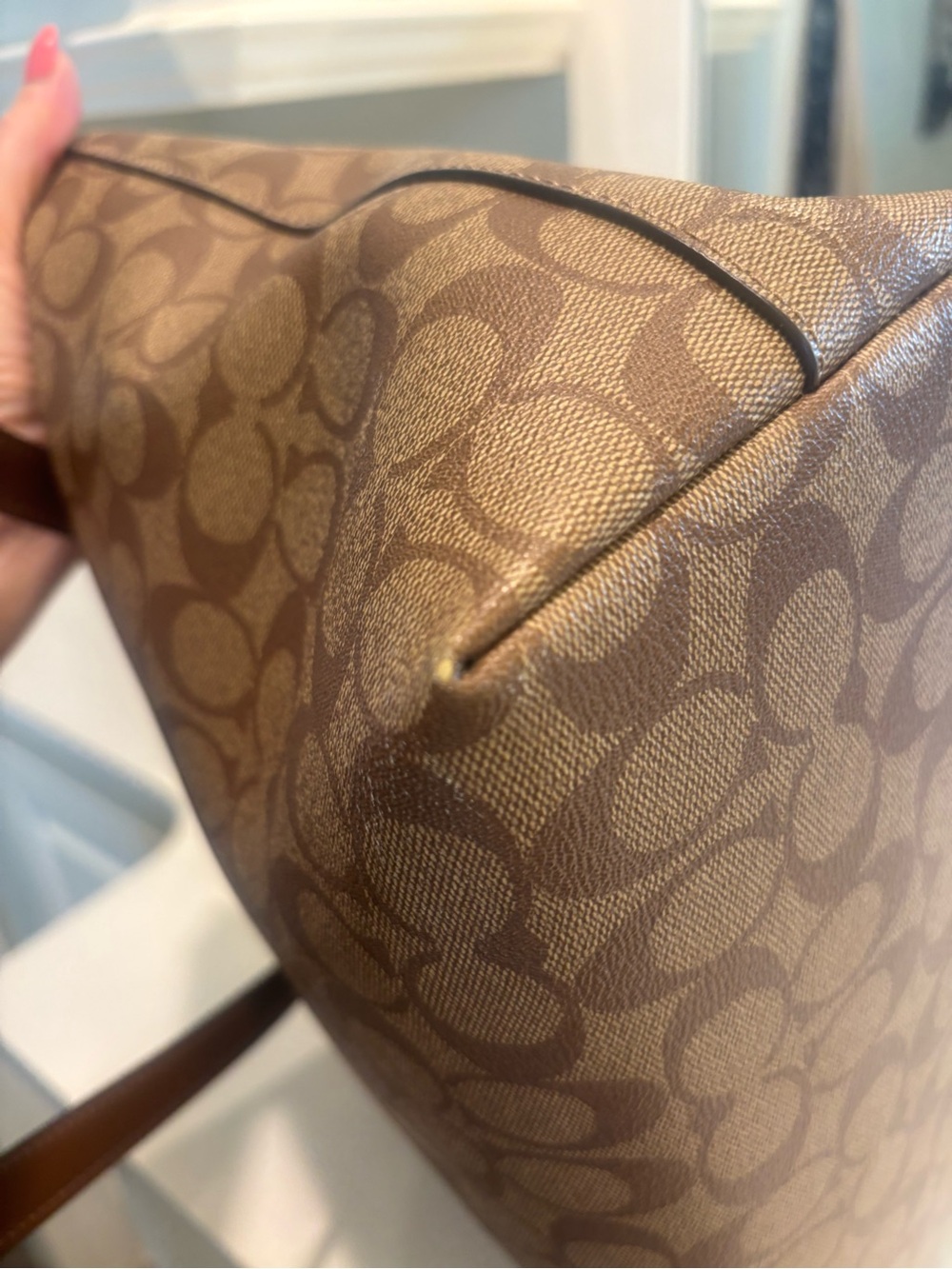 Coach Gallery Tote & Matching Wallet | Brown & Beige Signature Canvas - Picture 14 of 16